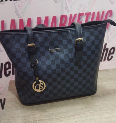 Elegant Women's Handbag