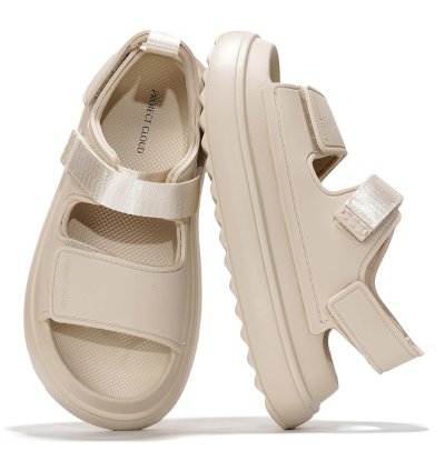 صندل كلاود بلاتفورم للنساء 2025