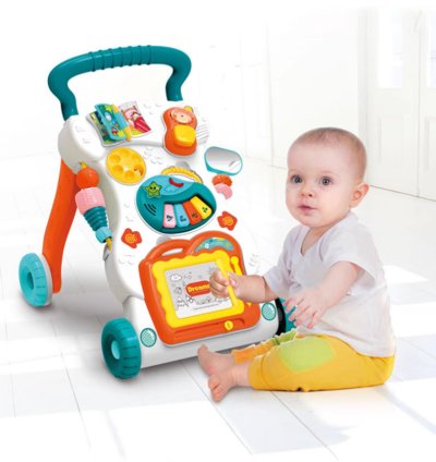 Trotteur d'activités multifonctionnel